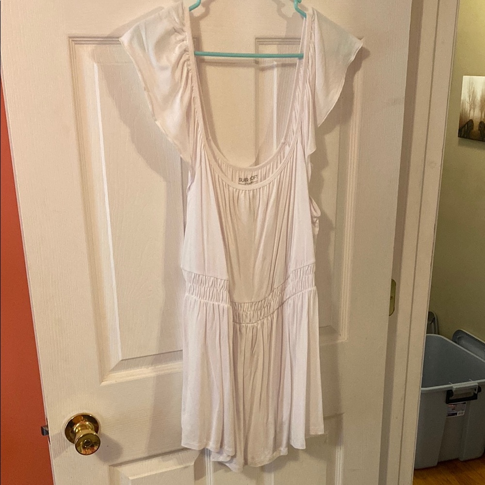Torrid 3x White Flutter Sleeve Top